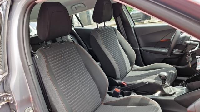 Peugeot 2008 image 1