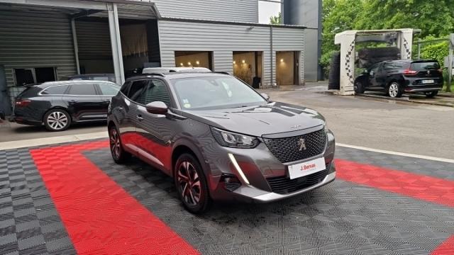 Peugeot 2008 image 3