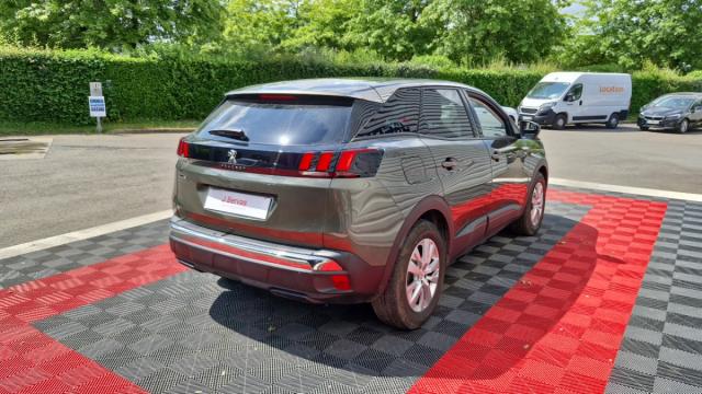 Peugeot 3008 image 1