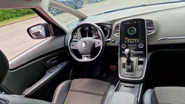 Renault Grand Scénic image 2