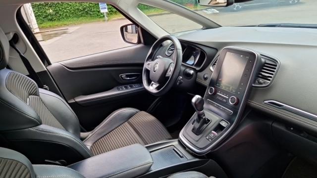 Renault Grand Scénic image 1