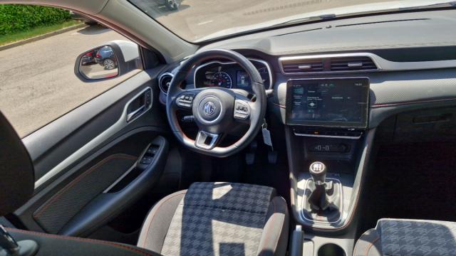 Mg Motor Zs image 1