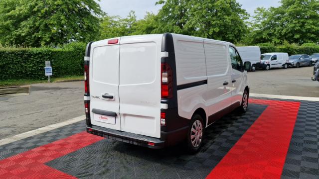 Renault Trafic image 7