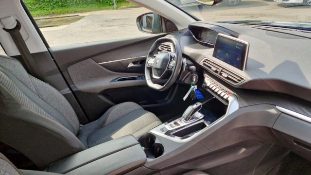 Peugeot 5008 image 3