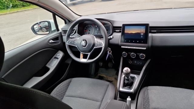 Renault Clio image 2