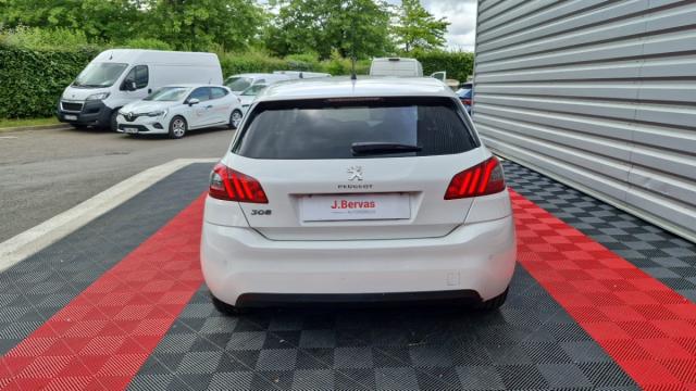Peugeot 308 image 1