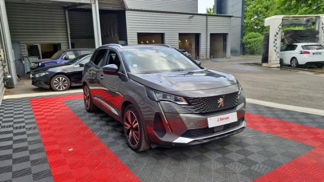Peugeot 3008 image 2