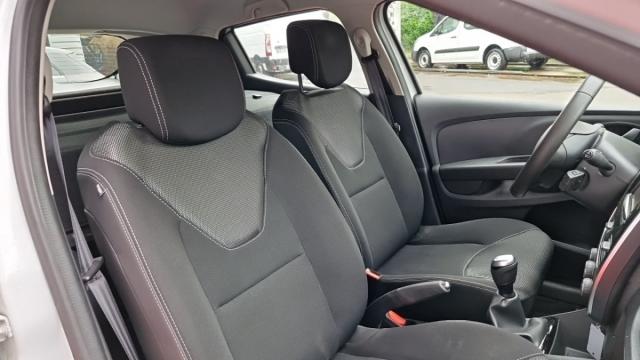 Renault Clio image 9