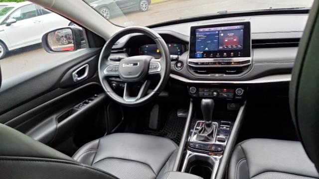 Jeep Compass image 8
