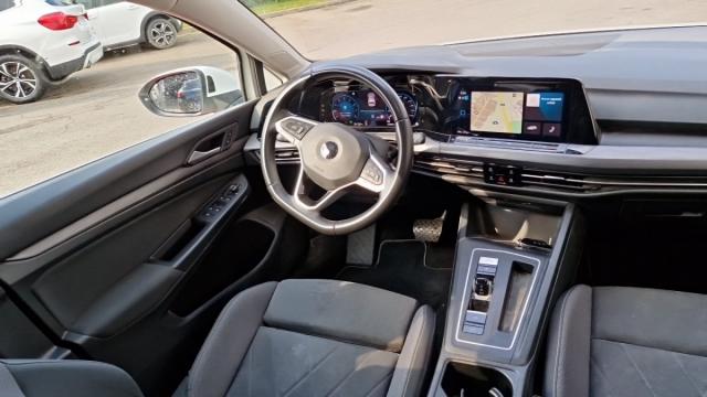 Volkswagen Golf image 1
