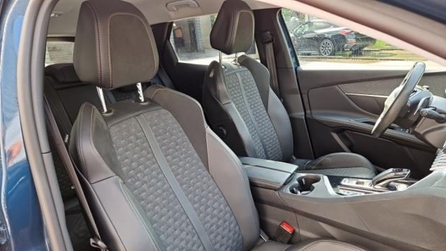 Peugeot 3008 image 2