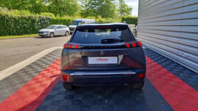 Peugeot 2008 image 6