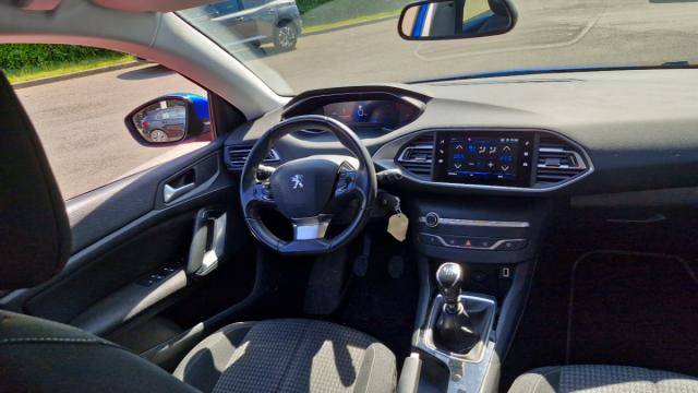 Peugeot 308 image 6
