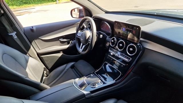 Mercedes Benz Glc image 9