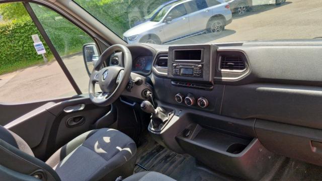 Renault Master image 9