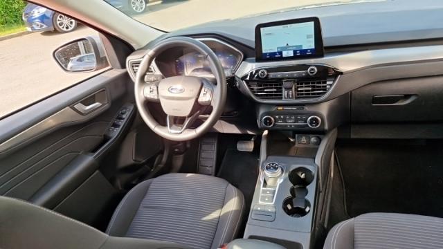 Ford Kuga image 7