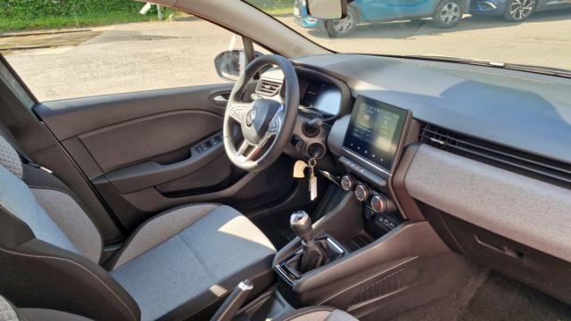Renault Clio image 8