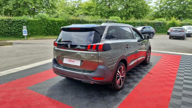 Peugeot 5008 image 5