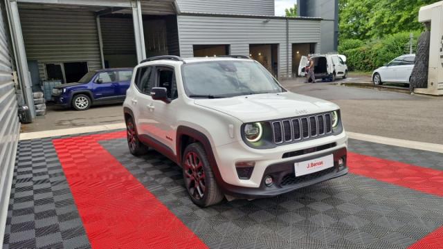 Jeep Renegade image 4