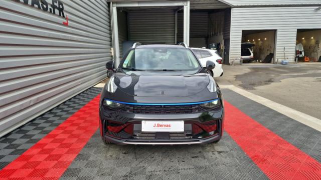 Lynk & Co 01 image 5