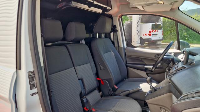 Ford Transit Connect image 2