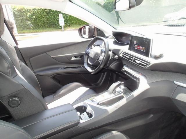 Peugeot 3008 image 7