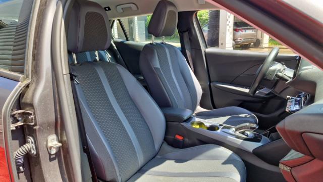 Peugeot 2008 image 4
