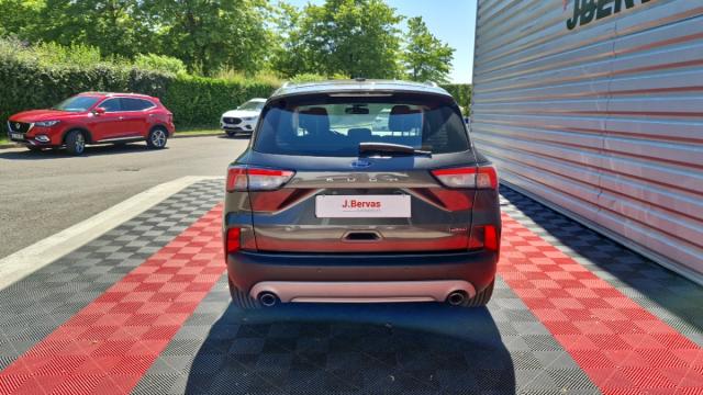 Ford Kuga image 8