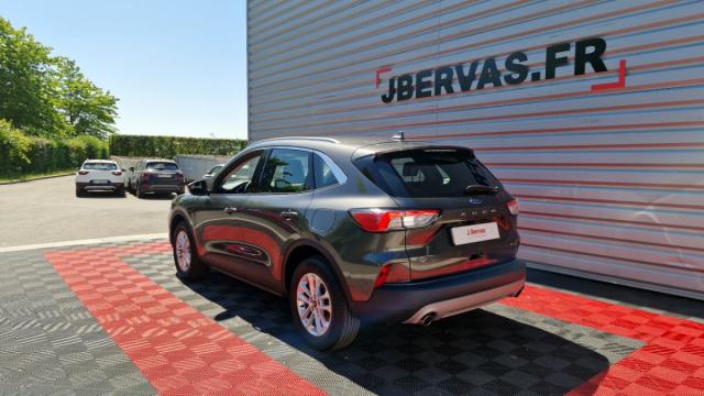 Ford Kuga image 9