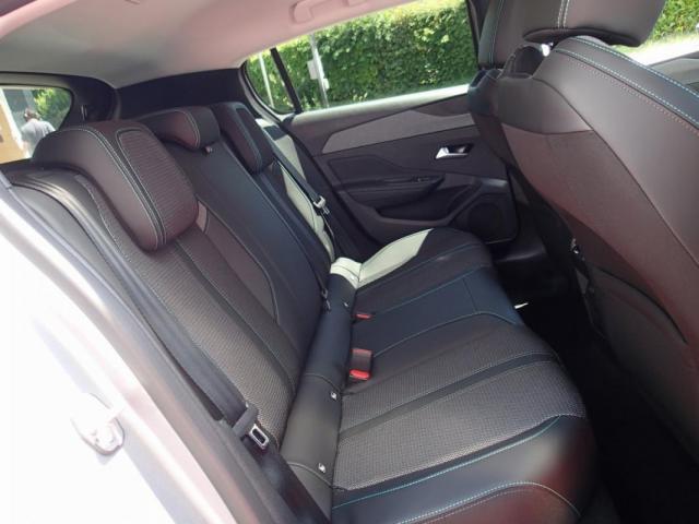 Peugeot 308 image 7