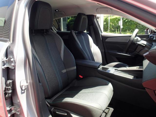 Peugeot 308 image 3