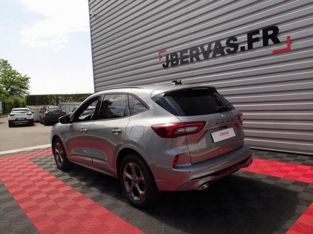 Ford Kuga image 8