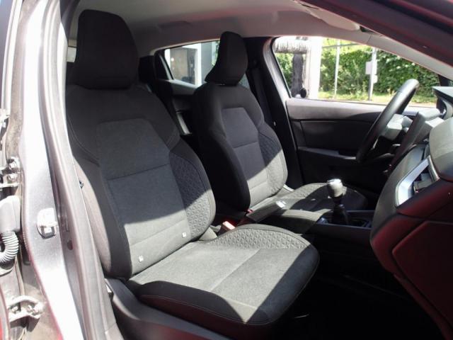 Renault Clio image 7