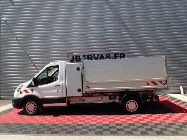 Ford Transit image 8