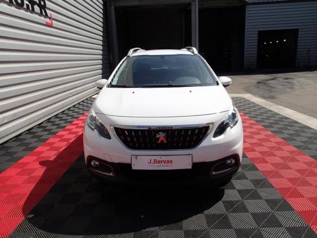 Peugeot 2008 image 8