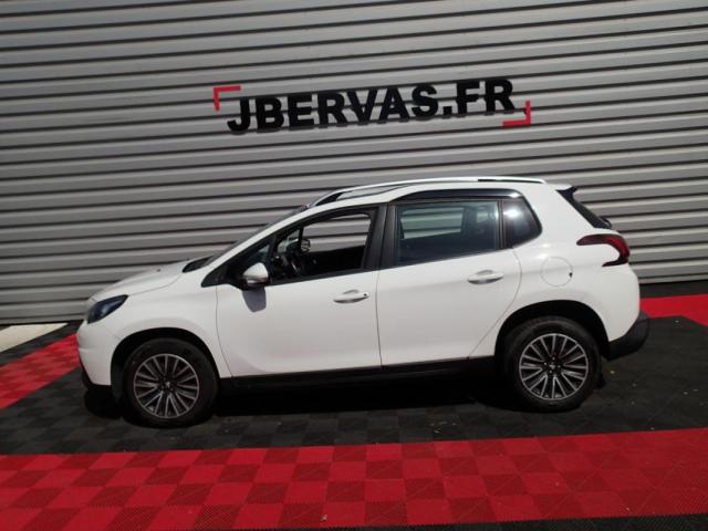 Peugeot 2008 image 2