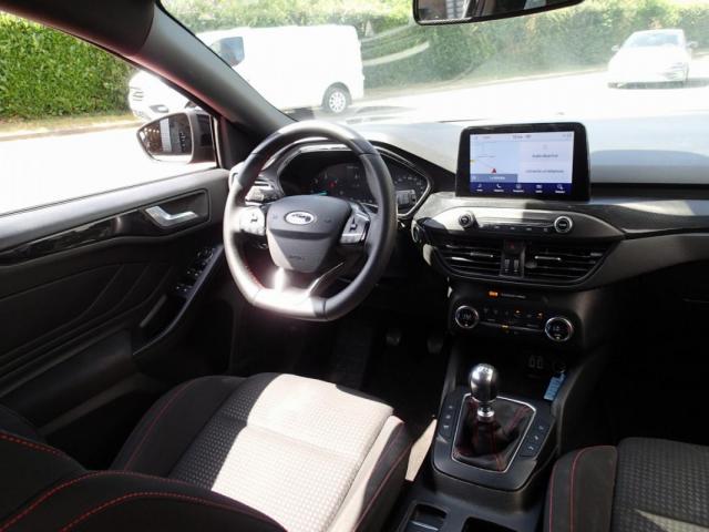 Ford Focus image 8