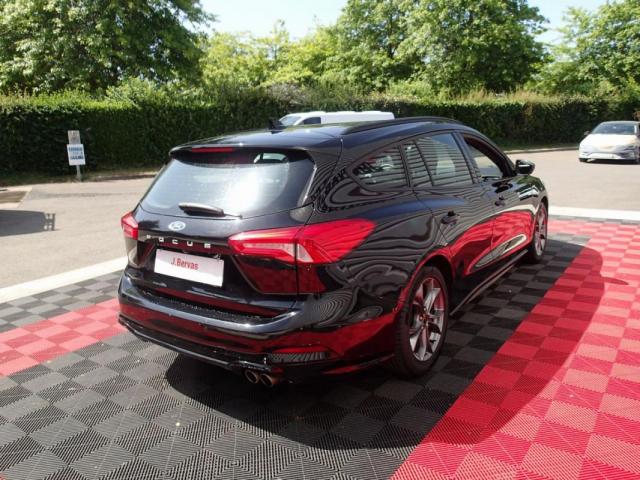 Ford Focus image 9