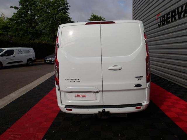 Ford Transit Custom image 8