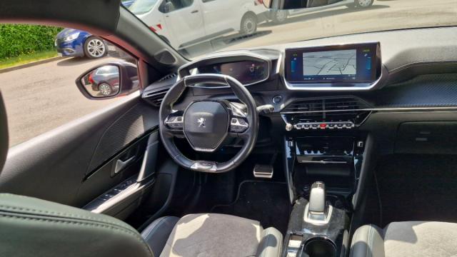 Peugeot 208 image 2