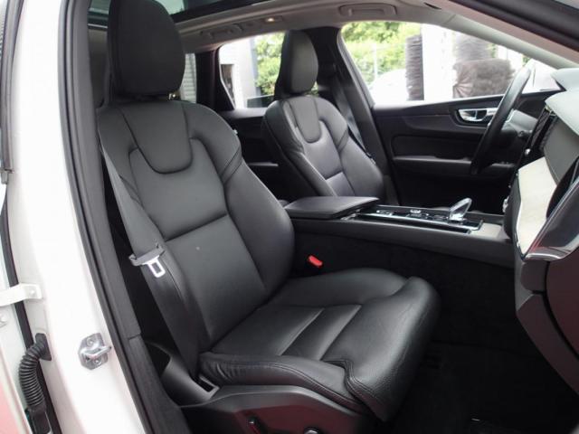 Volvo Xc60 image 1