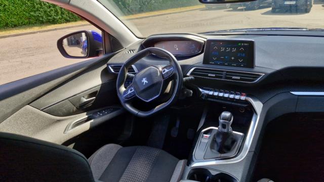 Peugeot 3008 image 1