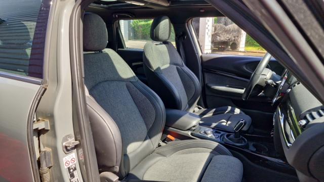 Mini Clubman image 1