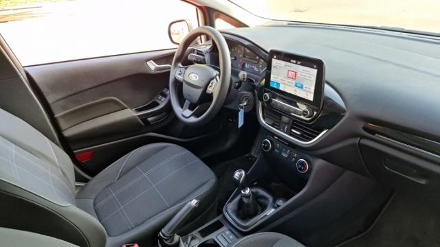 Ford Fiesta image 2