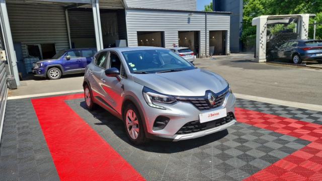 Renault Captur image 2