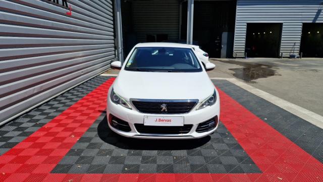Peugeot 308 image 3