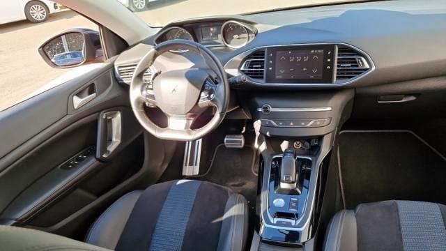 Peugeot 308 image 7