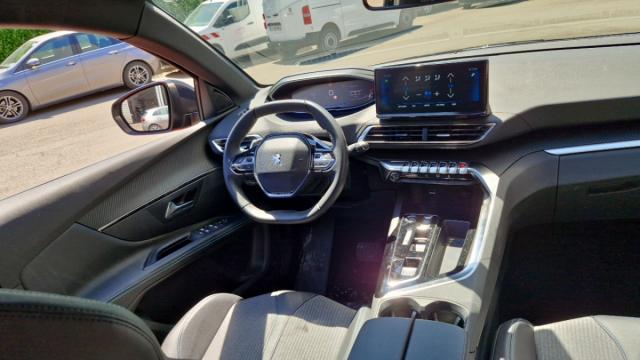 Peugeot 5008 image 6