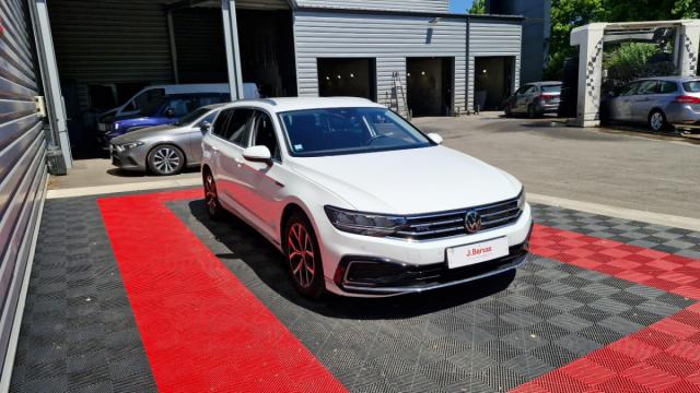 Volkswagen Passat Sw image 6