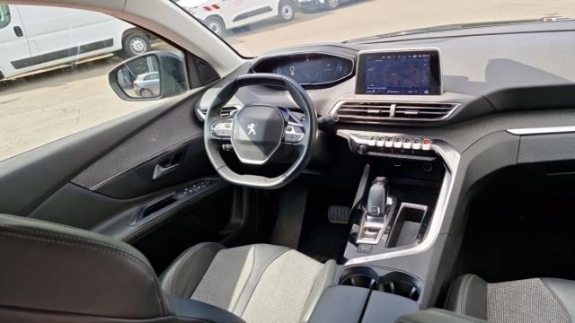 Peugeot 5008 image 5